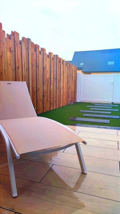 Appartement Cosy, Detente Avec Terrasse Pleurtuit Luaran gambar